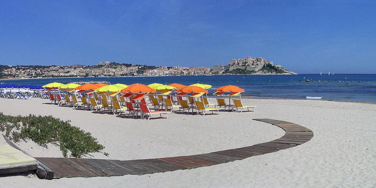 Appartement Ou Studio La Mer & La Plage A Vos Pieds Calvi Esterno foto